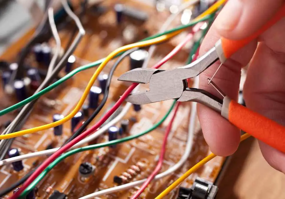 Can I Connect Car Stereo Red and Yellow Wires Together? Improve Stereo