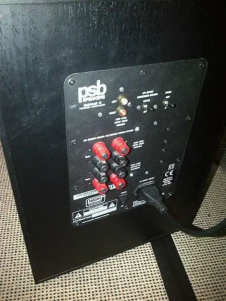 How to Connect a Powered Subwoofer to Passive Speaker