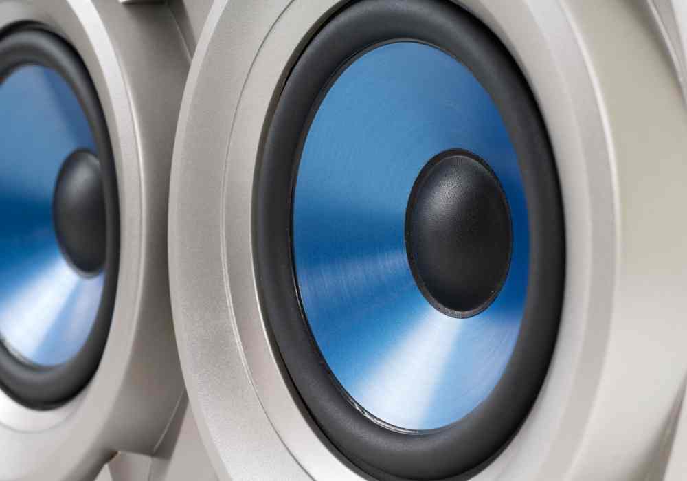 getting deep bass inside the car