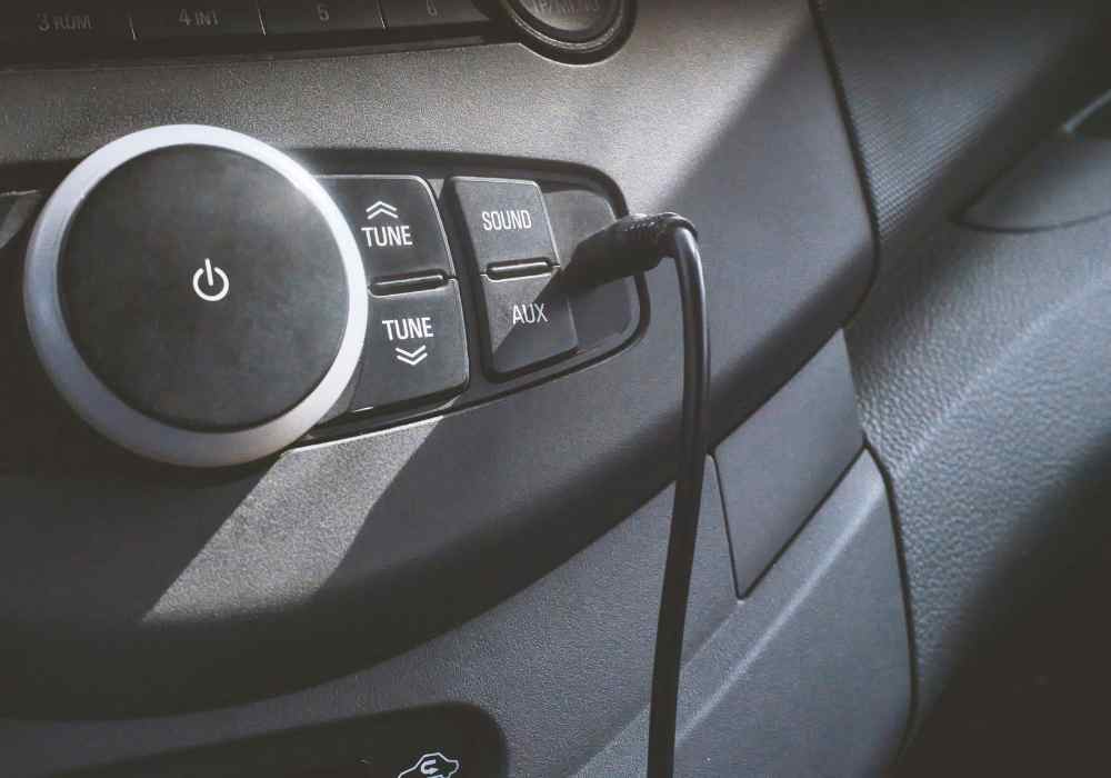 radio switching from aux to radio