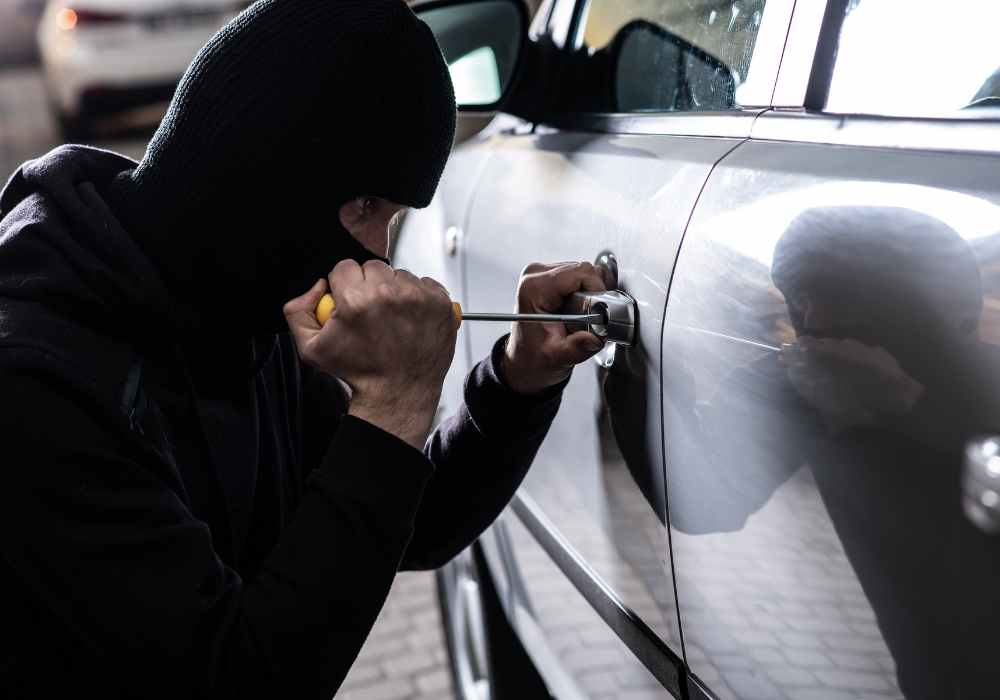 tracking stolen car with sirius radio