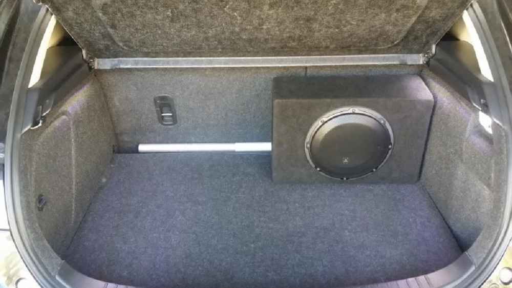How To Mount A Subwoofer Box In The Trunk? Improve Stereo
