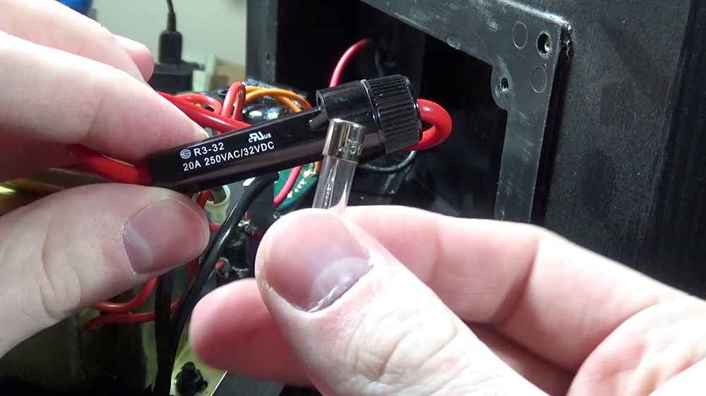 What Size of Fuse for a Subwoofer?